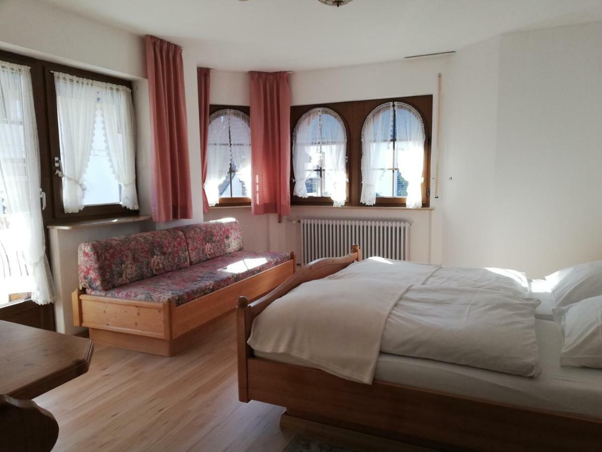 Gaestehaus Roessle Rötenbach Esterno foto
