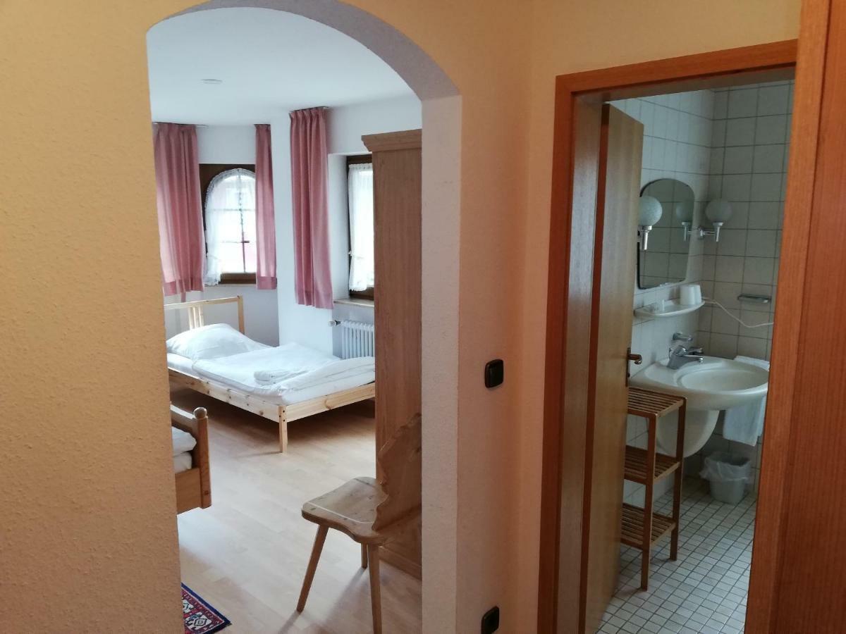 Gaestehaus Roessle Rötenbach Esterno foto